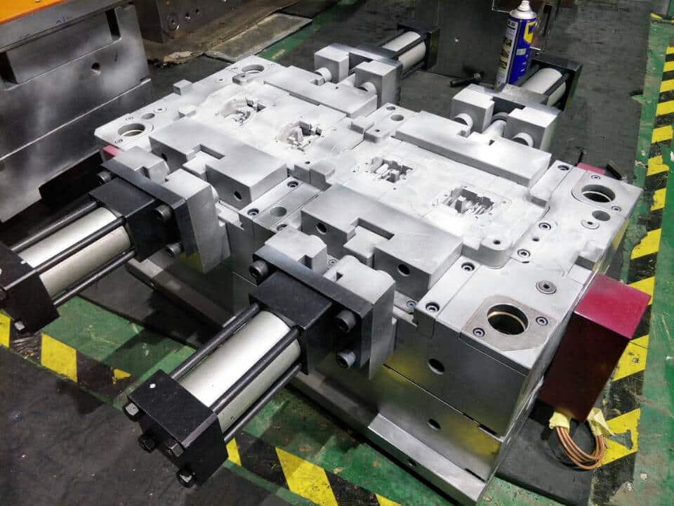 plastic injection mold