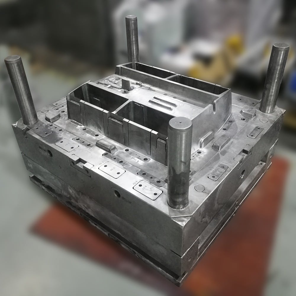 plastic injection mold