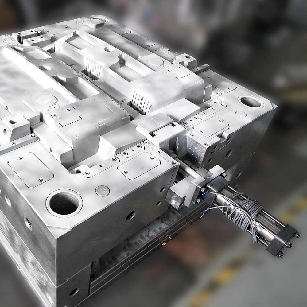 plastic injection mold