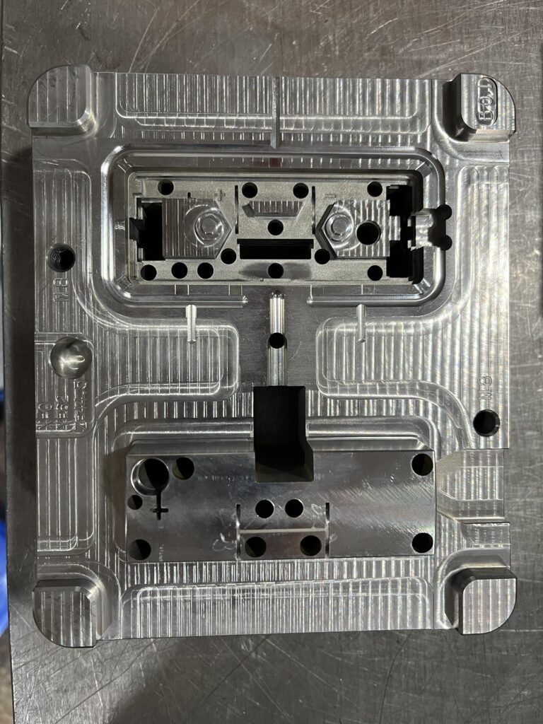 Analysis Of The Causes Of Cracking Of Injection Molded Products